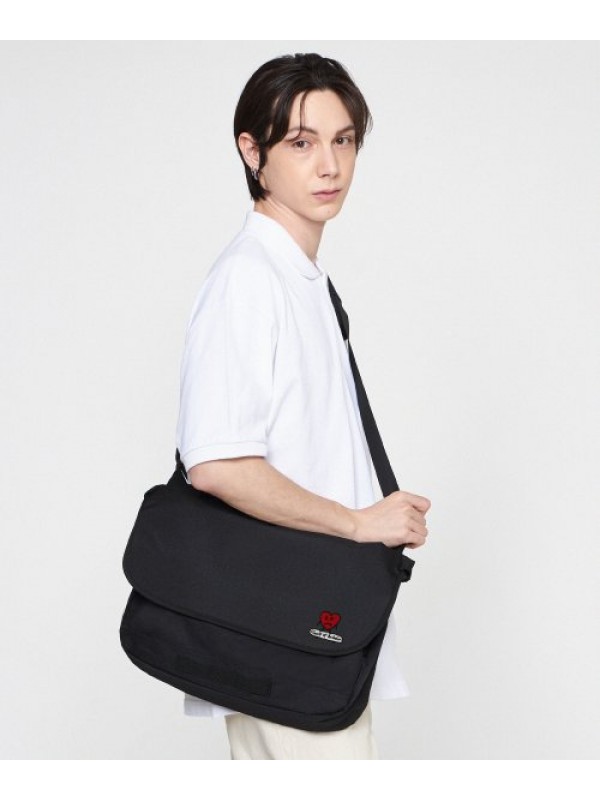 [BAG&ACC] Heart Board Smile Embroidery Cross Messenger Bag_Black
